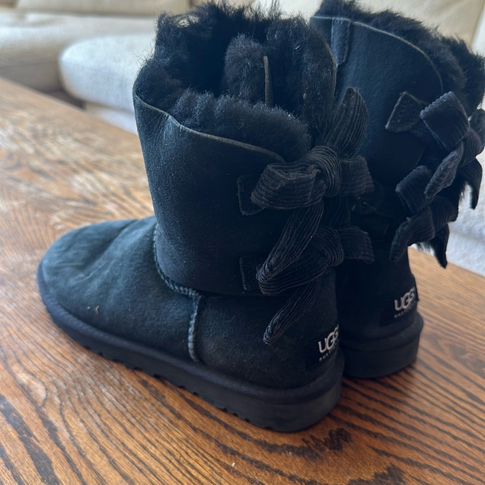 Black UGG short boots with bows